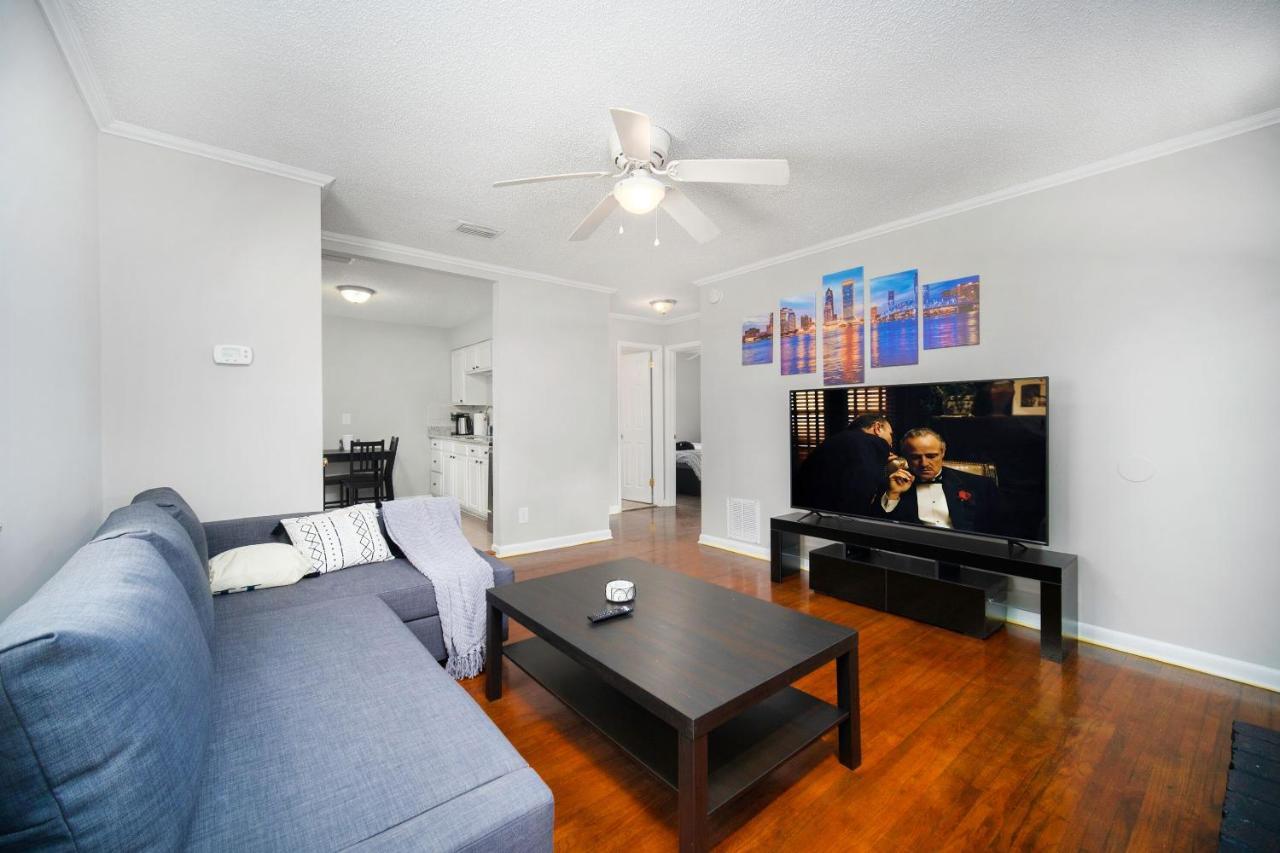 King Bedroom 2Bed1Bath Sleeps 4 Close To Town Center Downtown Beach Mayo Clinic Джексонвілл Екстер'єр фото